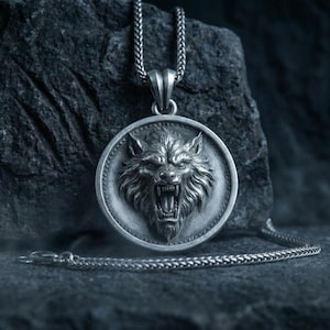 Oxidized Silver Wolf Head Pendant Necklace Detailed Animal Medallion