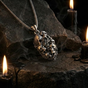 Gothic Totenkopf-Anhänger aus Silber, dunkle Statement-Halskette
