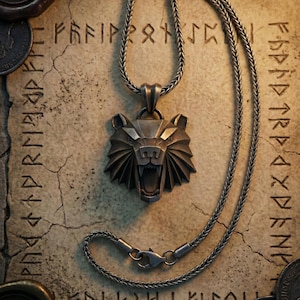 Sterling Silver Bear Pendant Necklace – Witcher School of the Bear Medallion