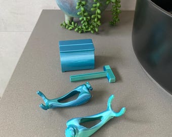 Eco-Friendly Oral Care Bundle – Reusable Floss Picks & Toothpaste Squeezer