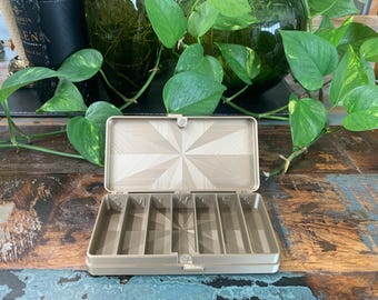 In stock and ready for immediate shipping ! 3D Printed Pill Boxes – Magnetic Travel Organizer