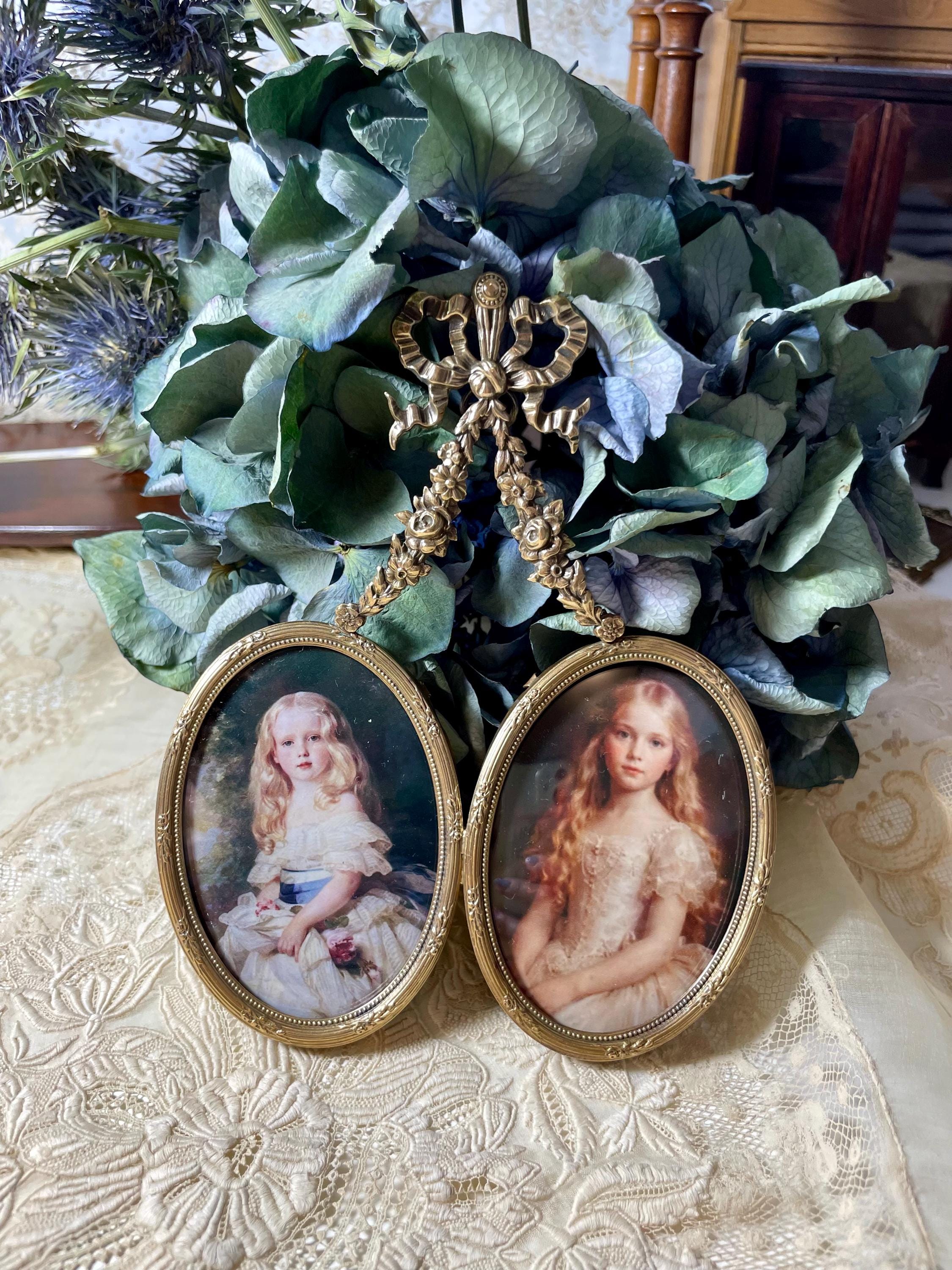 フランスヴィンテージ 2連フォトフレーム ベルベット　タッセル付き　ブロカント French Bronze Double Picture Frame - Etsy