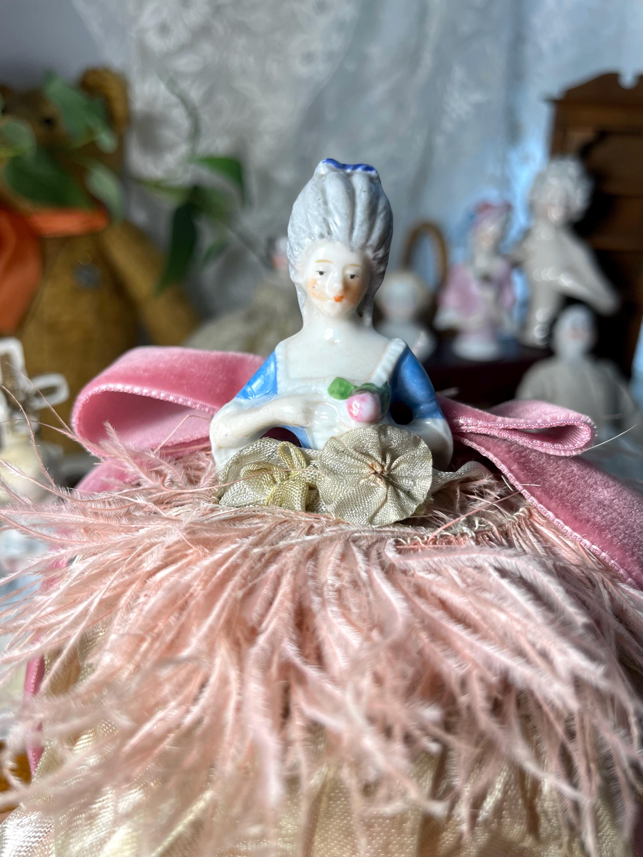 アンティーク雑貨 Antique Bisquedoll A Ref: 2284 Antique Powder Box Bisque Doll - Etsy