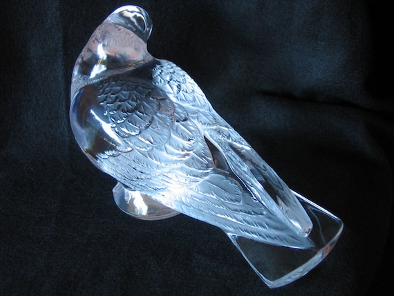 Exquisite Signed Vintage Lalique Crystal Pigeon Gand