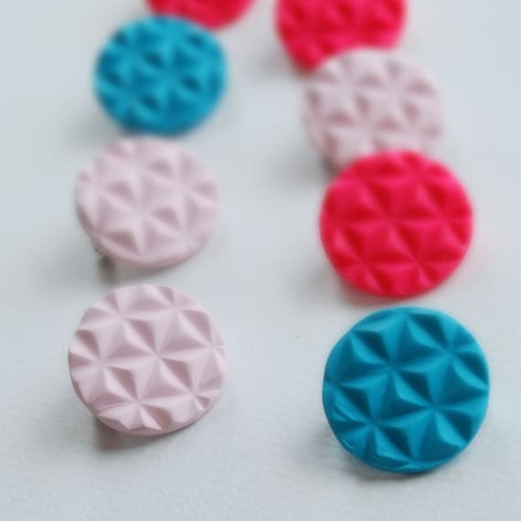 Items similar to THE MERRIAM BROOCH on Etsy