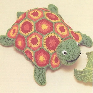 Vintage Turtle Granny Square Crochet Pattern – Retro-Inspired Crafting Tutorial- Instant PDF, Digital Download