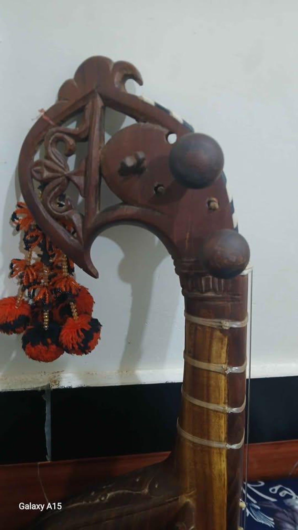 Vintage black rabab, Left handed, Warm tone rabab, Afghani Professional rabab, Mulberry wood, with sympathetic strings, Free delivery, foto 4 di 4