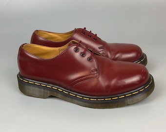 Stivali classici stringati Dr. Martens in pelle rosso ciliegia, modello 1461, taglia US 6 UK 5 EU 38