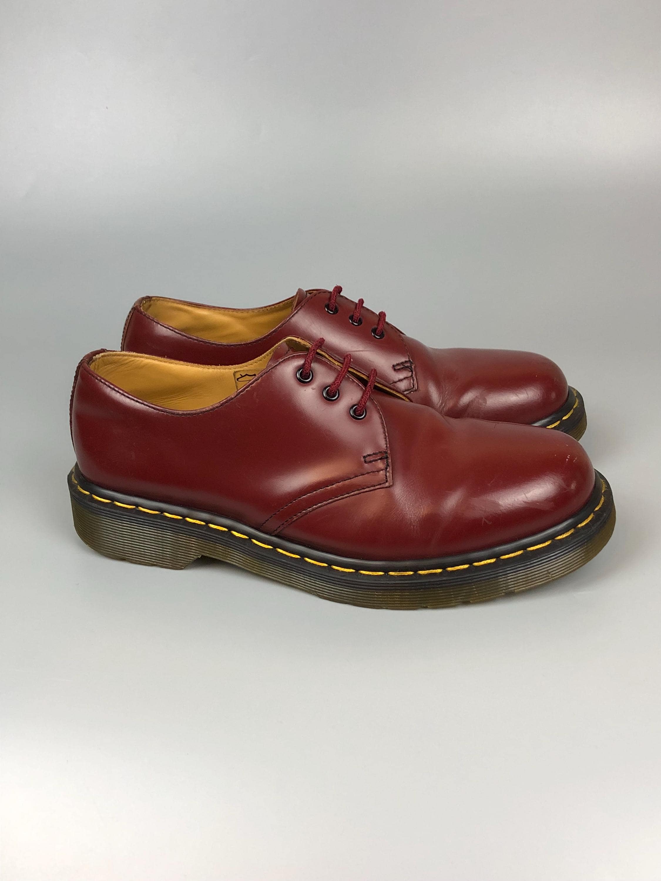 Vintage Y2K Dr. Martens Airwair Men’s Size 6 Red Leather Casual Sneakers Dr. Martens × Vintage VINTAGE DR MARTENS 1460 CHERRY RED  main image 2
