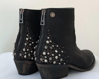 Zadig & Voltaire Stivaletti da donna alla caviglia con cerniera, in pelle nera, Made in Spain, taglia EU37