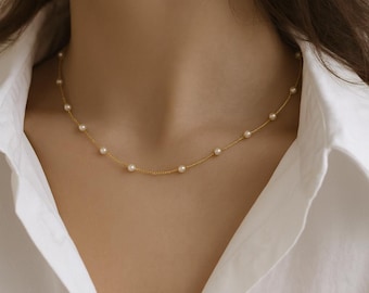 Gargantilla de perlas doradas / Delicada cadena de oro minimalista