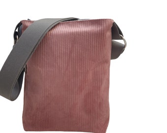 Umhängetasche, Schultertasche, kleine Handtasche mit verstellbarem Gurt, Breitcord, puderrosa mit grauem Futter