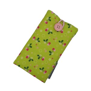 Maßgeschneiderte Handytasche Stoff -Kirschen- mit Knopf