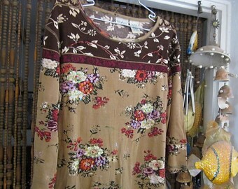 WHITE STAG - Sequined Floral Cotton Top in Shades of Brown, Green & Burgundy, Vintage - Large