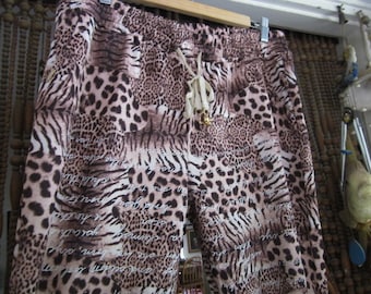 IN STYLE, Israel - Pantalones largos de cintura alta con estampado de leopardo/animal exclusivos en tonos marrones y tostados con bolsillos en las costuras laterales y cintura elástica, talla grande