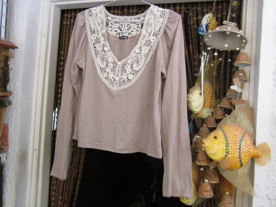 Romantic Toffee-Shaded Blouse/Top, Adorned with W… - image 3