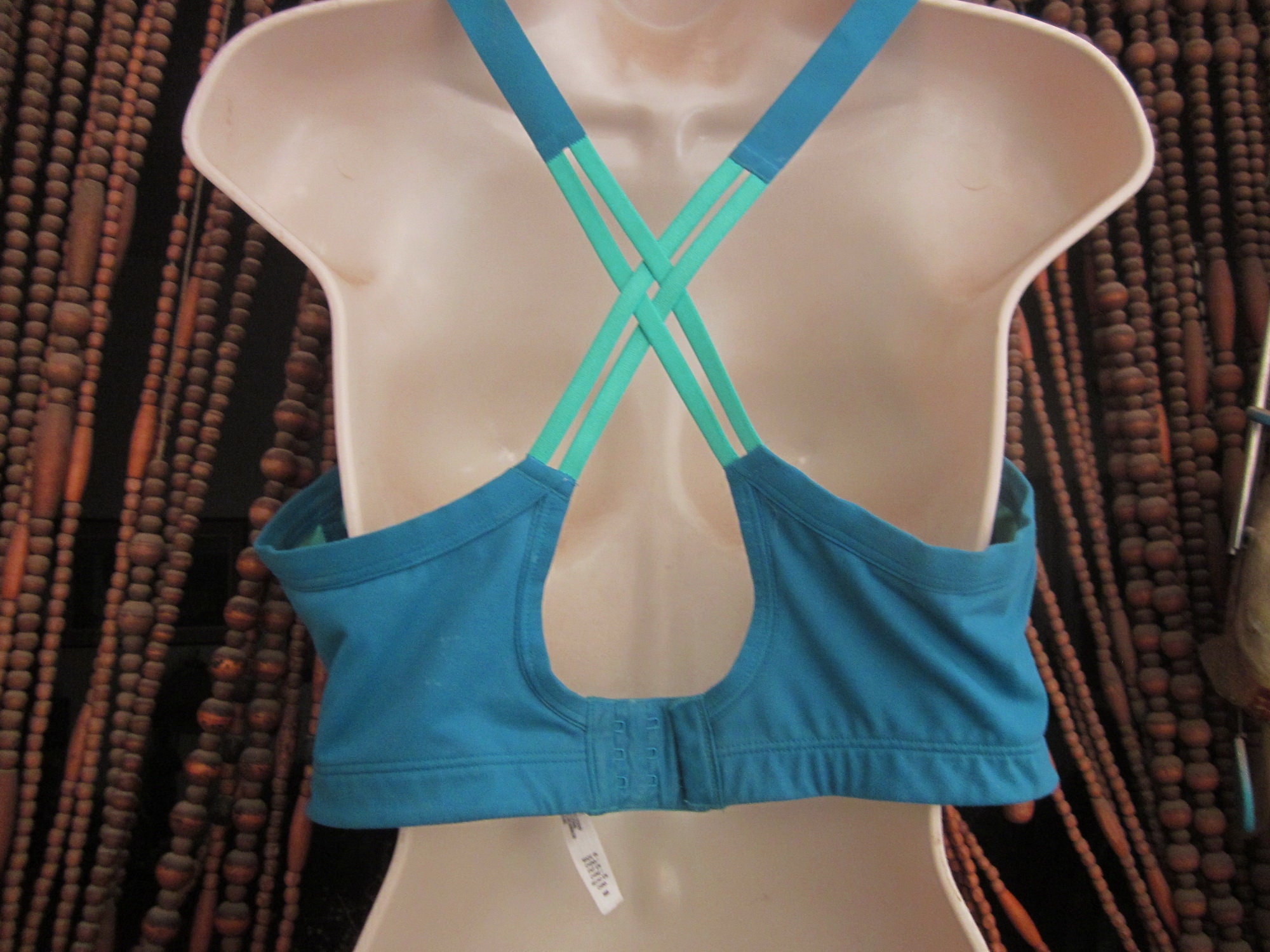 Victoria's Secret VSX Sports / Yoga / Training Padded Bra Shaded Teal &  Turquoise , Vintage Sz. 38D -  Canada