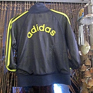 ADIDAS – Breathable Black Mesh Zip Up Lightweight Training Sports Jacket w/Yellow Mesh Interior Lining, Vintage - Size M-L