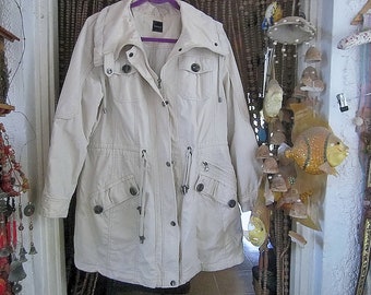 Ivory-White Multi Pockets Quilted Parka Jacket/Coat w/Full Zipper & Snaps Closing, Vintage, XLarge (UK20 / EUR46)