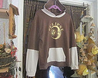 ECLIPSE - Hoodie met capuchon, grijs gearceerd bruin en gebroken wit met gele details op de voorkant / samengevoegde voorzakken, vintage - maat M-L
