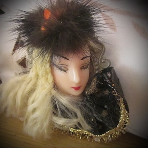 80&#39;s Handmade Blonde Beauty-Queen Brooch / Pin, Vintage