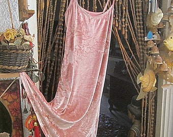 Powder Pink VELVET Spaghetti Straps Midi Dress, Beautifully Shines With Every Sway, Vintage -  Size M-L