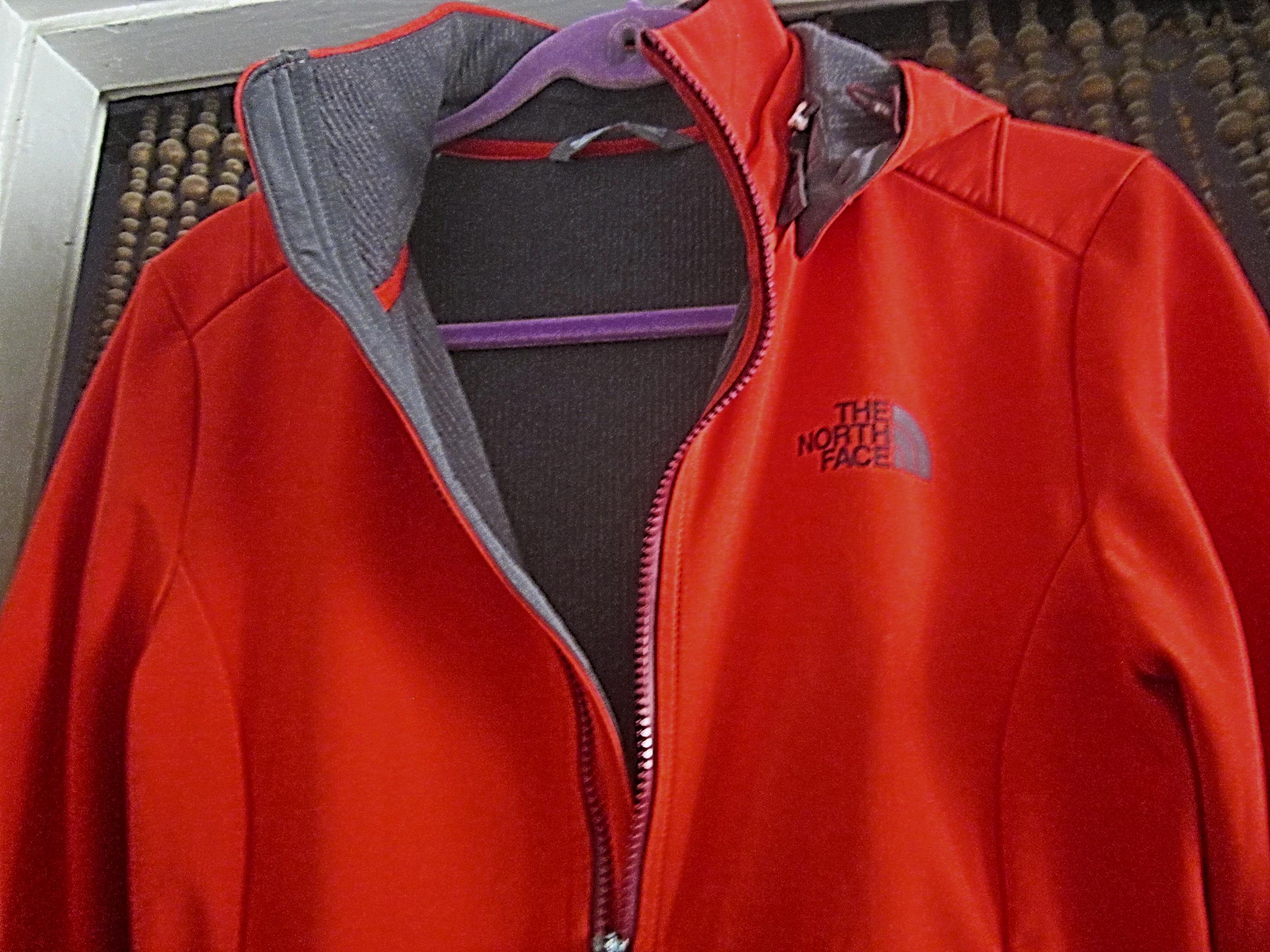 The NORTH FACE - フルジッパー フーディー レッド トラックジャケット 