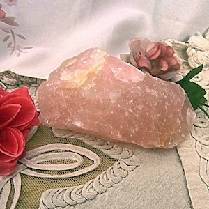 ROSE QUARTZ - Heavy Weighted (781g) Impressive Pink Rock Mineral Natural Rose Quartz / Virgin Raw Rough Chunk / Loaded w/Reiki Energy
