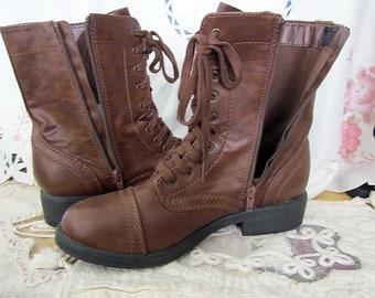 Superbes bottes à lacets marron en cuir véritable pour femmes avec fermetures à glissière latérales/bottes de combat/bottes de grand-mère/hippie-bohème, vintage, taille US 11