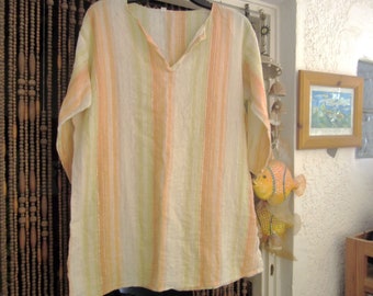 Chemise unisexe à rayures verticales des années 80 dans des tons pastel doux, ornée de fils dorés ultra fins - Grande