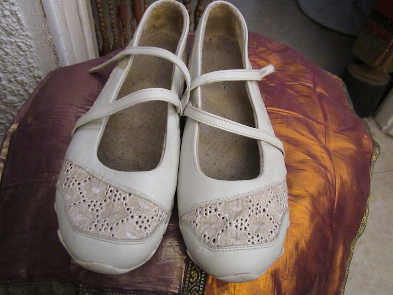 SKECHERS White LEATHER Mary Jane Comfort Shoes, Size US 10 eur 41 - Etsy