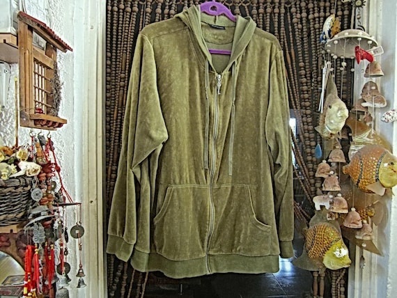 LANE BRYANT - Oversized Zippered Front Olive-green HOODIE Velvet Track Sweater/jacket W/long Sleeves & Patched Elbows, Vintage - Size 26/28 - Etsy Israel LANE BRYANT - Oversized Zippered Front Olive-green HOODIE Velvet Track Sweater/jacket W/long Sleeves & Patched Elbows, Vintage - Size 26/28 - Etsy Israel