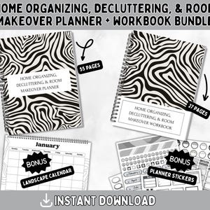 Op de afbeelding: Een set met een planner en werkboek voor het organiseren, opruimen en inrichten van het huis met een zwart-wit golvend patroon. Bevat een planner van 55 pagina's, een werkboek van 27 pagina's, een bonuskalender voor januari en plannerstickers.
