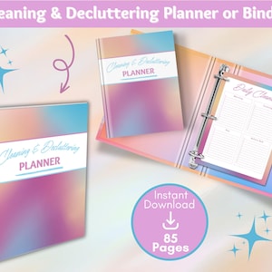 Op de afbeelding: Een spiraalgebonden planner en een ringband met drie ringen tegen een verloopachtergrond van roze, paars en blauw. De omslagen tonen de tekst Cleaning & Decluttering PLANNER. De open ringband toont een Daily Cleaning pagina met gelinieerde secties.