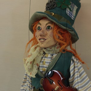 marionett Violinist Leprechaun marioneta marionett OOAK artdoll títere