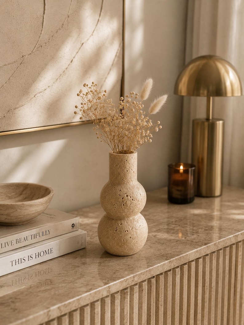 Juego de jarrones de piedra travertino, centro de mesa escultural para la decoración de mesas de centro, estantes y consolas. Small Vase