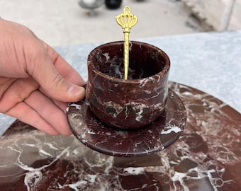 Rosso Levanto marmeren koffiekopset – Italiaanse natuursteen espressokop met schotel en lepel
