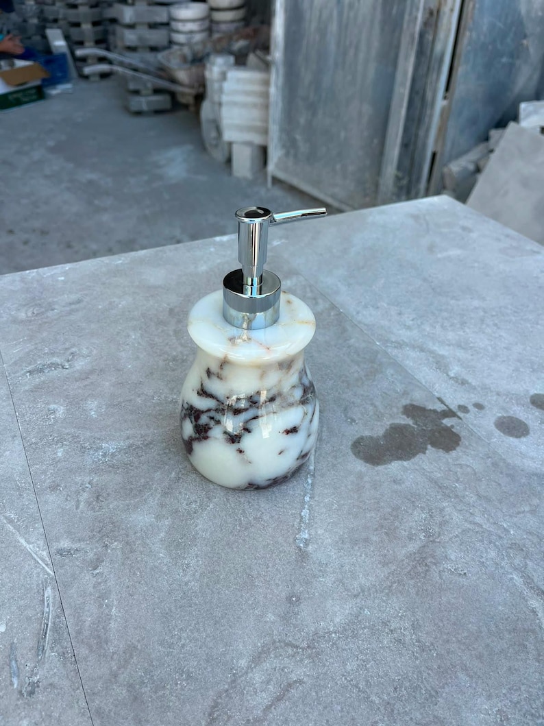 Dispensador de jabón de mármol Rosso Levanto – Dispensador de jabón de piedra hecho a mano para una decoración de baño de lujo. imagen 19