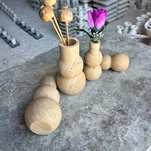 Juego de jarrones de piedra travertino, centro de mesa escultural para la decoración de mesas de centro, estantes y consolas. imagen 14