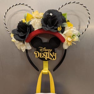 Disney Cruise Magnetic Ear & Loungefly Bag Holder | Heavy Duty Ship Cabin Hook | 3D Printed | Single or Multi-Color | No-Slip Rubber Grip