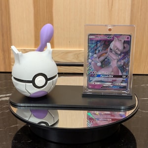 Mewtwo GX Hidden Fates Display Bundle: Card, Slider Case, Stand & Mewtwo Pokéball