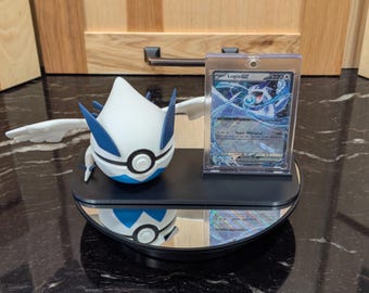 Pacchetto espositivo Lugia EX Prismatic Evolutions: carta, custodia scorrevole, supporto e Pokéball Lugia