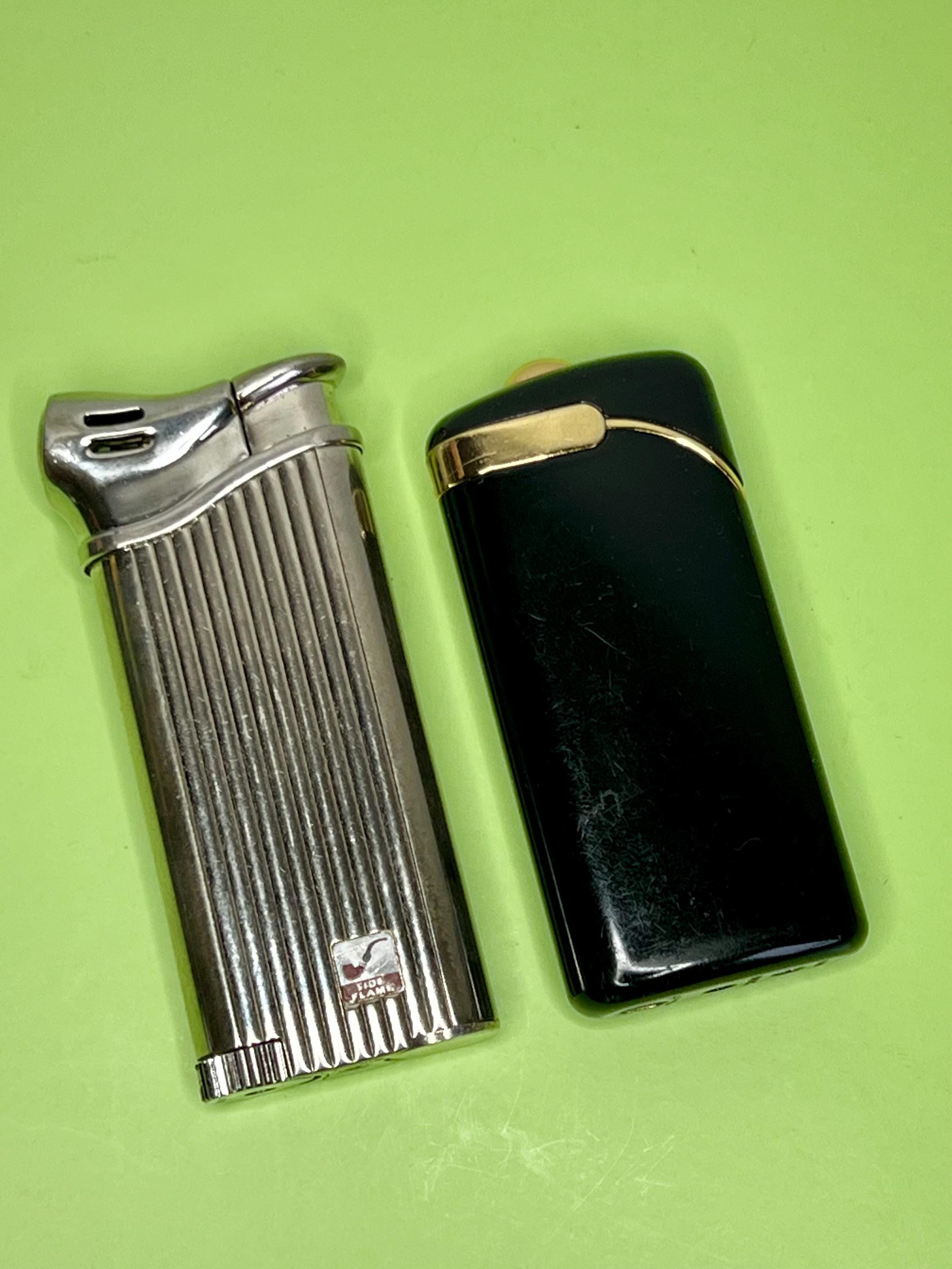 Briquet Mylflam en métal argenté à restaurer - Vendu
