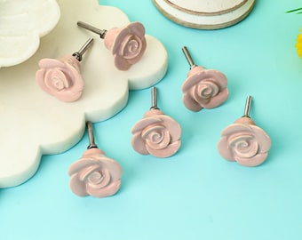 Set von 6 Rosa Rose Keramik Knäufe - Schrankknäufe im Viktorianischen Stil - Handgefertigte Schubladenknäufe Shabby Chic Möbelbeschläge Türknäufe