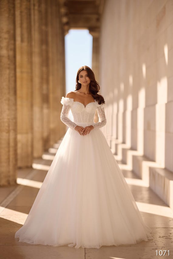 off shoulder lace a line wedding dress Classy Off the Shoulder Strapless A-Line Lace Tulle Wedding Dresses