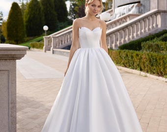 Wedding dress shiny satin ball gown with pearl corset and elegant train. Custom Size Bridal Gown