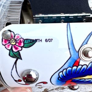 Vintage Little Earth Tattoo Art Mini Barrel Purse – True Love Forever – NOS – Detachable Strap image 14