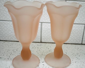 Lovely Vintage Indiana Glass Co. Footed Frosted Pink Parfait - Vintage Ice Cream Glasses with scalloped edge.