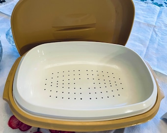 Vintage Tupperware Harvest Gold 6 Cup Vegetable Microwave Steamer - 1273-3