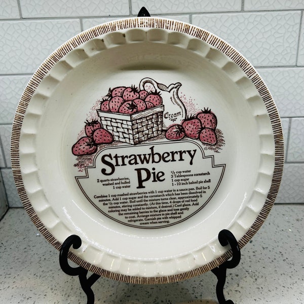 Vintage Strawberry Pie Recipe Ceramic Pie Plate - Pie Pan. Royal China - Jeanette Glass Strawberry Pie Recipe USA Made
